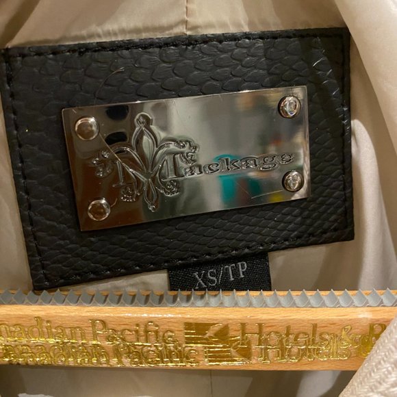 Mackage Jacket XS - Picture 2 of 5